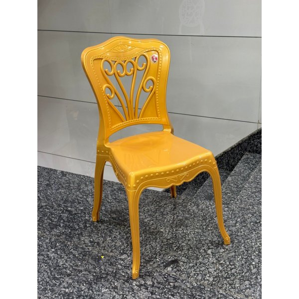 Majestic Back Banquet Chair