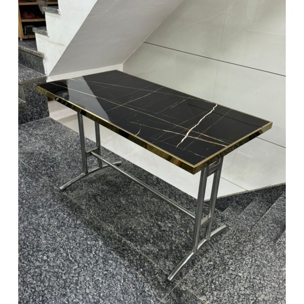 Modern Design Restaurant Table