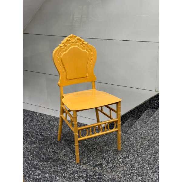 Royal Throne Banquet Chair