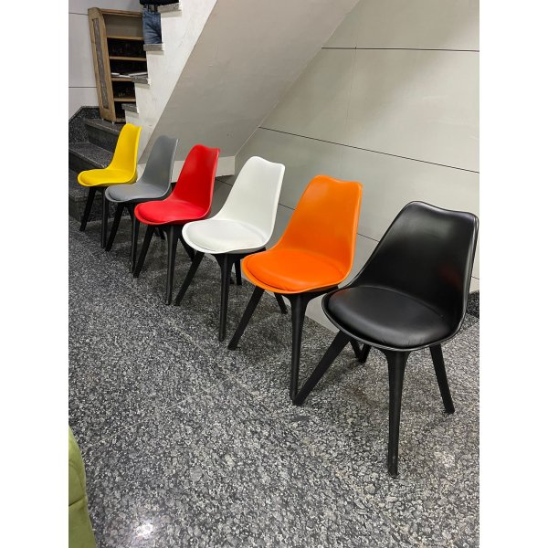 Soft-Seated Without Arm Chair for Cafe/ Dining